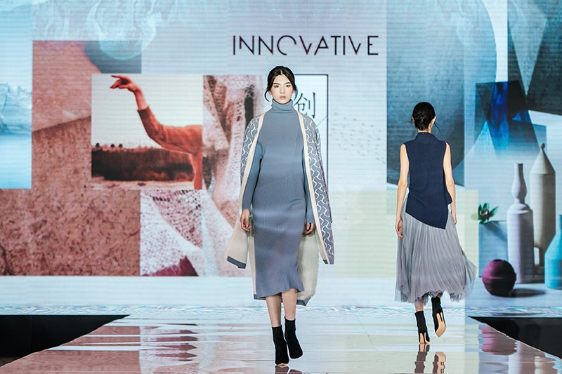 “創(chuàng)意 · 跨越 國家毛衫紗線資源共享平臺啟動儀式”在威海聯(lián)橋集團盛裝啟幕(圖31) “創(chuàng)意 · 跨越 國家毛衫紗線資源共享平臺啟動儀式”在威海聯(lián)橋集團盛裝啟幕(圖31)