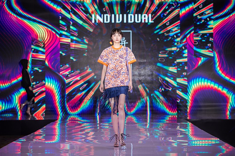 “創(chuàng)意 · 跨越 國家毛衫紗線資源共享平臺啟動儀式”在威海聯(lián)橋集團盛裝啟幕(圖52) “創(chuàng)意 · 跨越 國家毛衫紗線資源共享平臺啟動儀式”在威海聯(lián)橋集團盛裝啟幕(圖52)