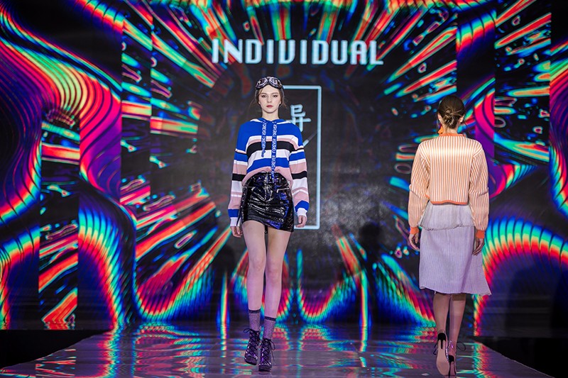 “創(chuàng)意 · 跨越 國家毛衫紗線資源共享平臺啟動儀式”在威海聯(lián)橋集團盛裝啟幕(圖55) “創(chuàng)意 · 跨越 國家毛衫紗線資源共享平臺啟動儀式”在威海聯(lián)橋集團盛裝啟幕(圖55)