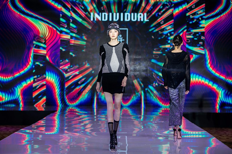 “創(chuàng)意 · 跨越 國家毛衫紗線資源共享平臺啟動儀式”在威海聯(lián)橋集團盛裝啟幕(圖63) “創(chuàng)意 · 跨越 國家毛衫紗線資源共享平臺啟動儀式”在威海聯(lián)橋集團盛裝啟幕(圖63)