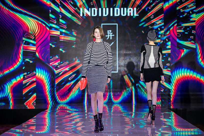 “創(chuàng)意 · 跨越 國家毛衫紗線資源共享平臺啟動儀式”在威海聯(lián)橋集團盛裝啟幕(圖65) “創(chuàng)意 · 跨越 國家毛衫紗線資源共享平臺啟動儀式”在威海聯(lián)橋集團盛裝啟幕(圖65)