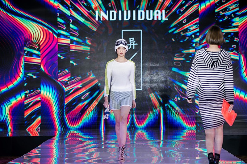 “創(chuàng)意 · 跨越 國家毛衫紗線資源共享平臺啟動儀式”在威海聯(lián)橋集團盛裝啟幕(圖67) “創(chuàng)意 · 跨越 國家毛衫紗線資源共享平臺啟動儀式”在威海聯(lián)橋集團盛裝啟幕(圖67)