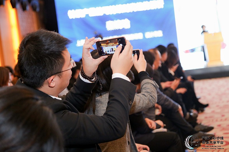 “創(chuàng)意 · 跨越 國家毛衫紗線資源共享平臺啟動儀式”在威海聯(lián)橋集團盛裝啟幕(圖80) “創(chuàng)意 · 跨越 國家毛衫紗線資源共享平臺啟動儀式”在威海聯(lián)橋集團盛裝啟幕(圖80)