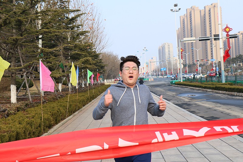 聯(lián)橋集團2019春季越野賽燃情開賽(圖36) 聯(lián)橋集團2019春季越野賽燃情開賽(圖36)