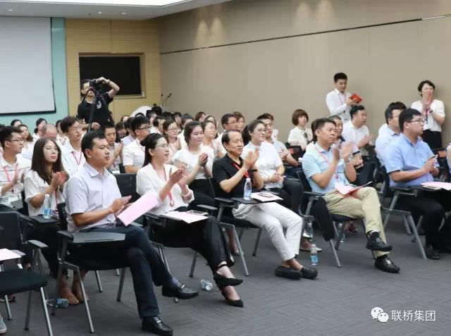 聯(lián)橋朗讀者——傾聽黨員故事 爭當(dāng)光耀先鋒