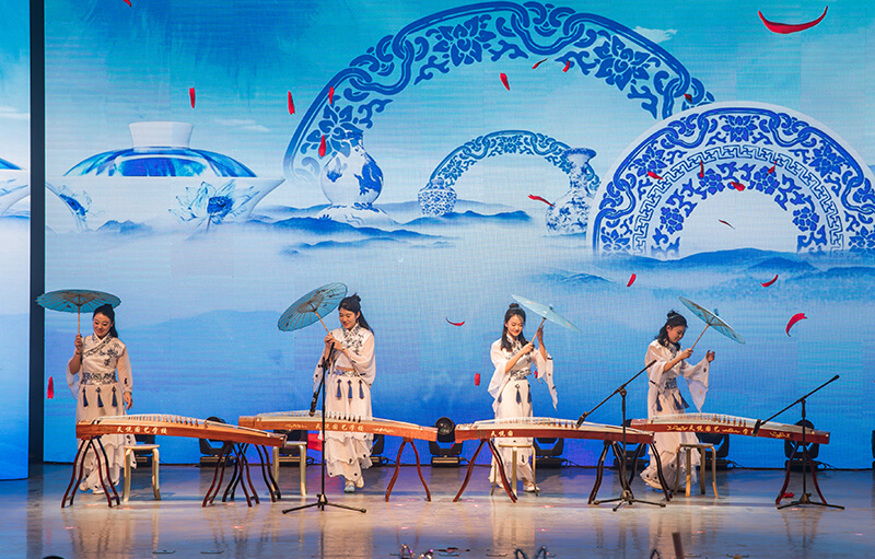 歡欣鼓舞迎新春,滿懷豪情攀高峰 | 聯(lián)橋集團(tuán)2020迎新春聯(lián)歡晚會(huì)激情開演(圖17)