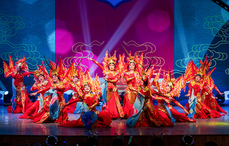 歡欣鼓舞迎新春,滿懷豪情攀高峰 | 聯(lián)橋集團(tuán)2020迎新春聯(lián)歡晚會(huì)激情開演(圖22)