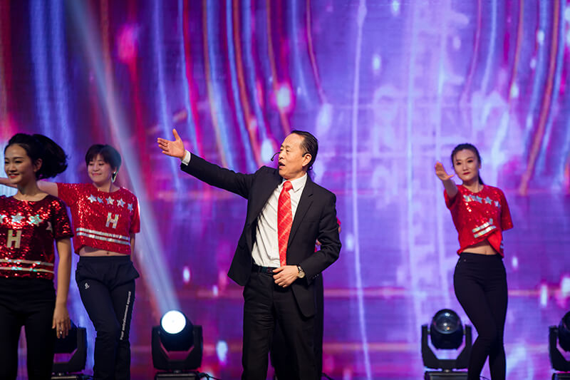 歡欣鼓舞迎新春,滿懷豪情攀高峰 | 聯(lián)橋集團(tuán)2020迎新春聯(lián)歡晚會(huì)激情開演(圖46)
